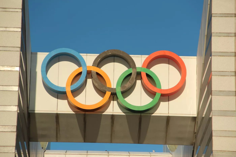 «Ошибочное решение»: МИД отреагировал на то, что МОК допустил к соревнованиям нейтральных спортсменов из рф и Беларуси